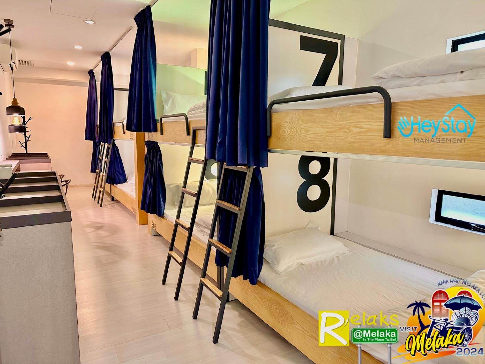 Modern Cave Guest House Walking Distance 5Mins To Jonker Malacca Exterior photo